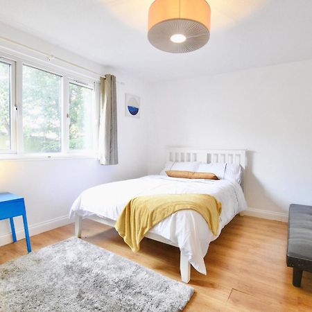 Full Apartment Close To Excel Centre, London City Airport , O2 Arena エクステリア 写真